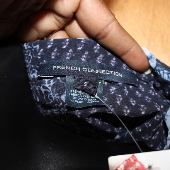 FRENCH Connection Floral Patchwork Sheered Blouse with Tied Front Hem - Picture 7 of 9